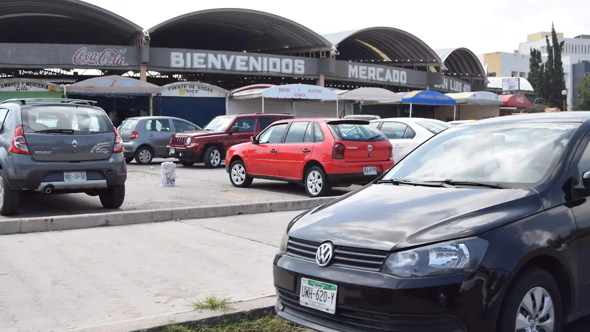 mercado san luis 400